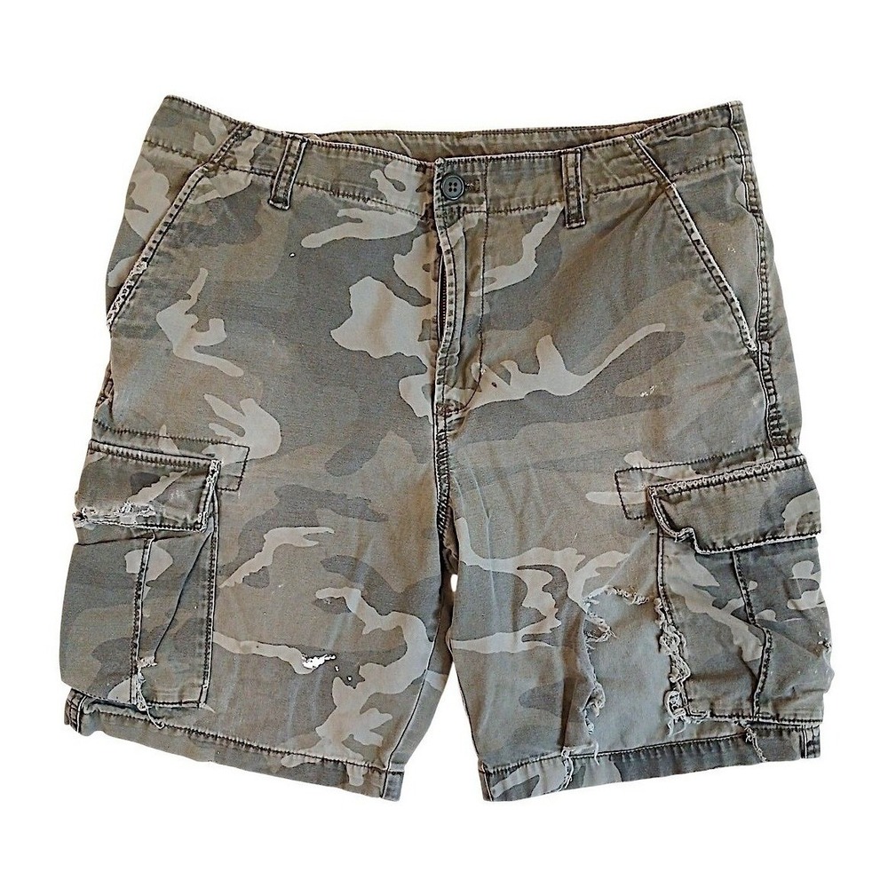 Vintage 2015 BK Camo Cargo Shorts Aged Rugged Distressed Y2K Skater Streetwear